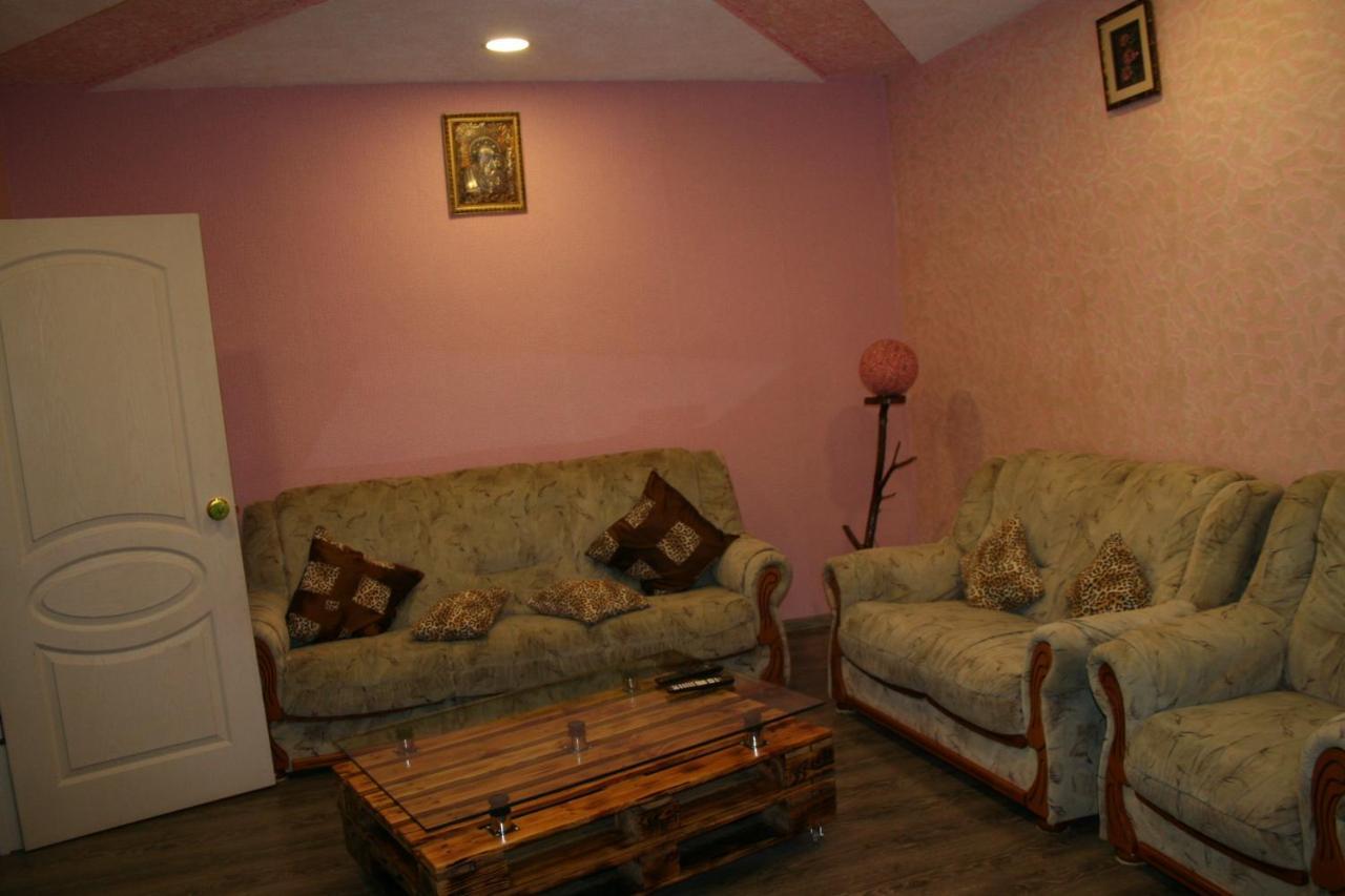 Guest House Nima Bordžomi Exteriér fotografie